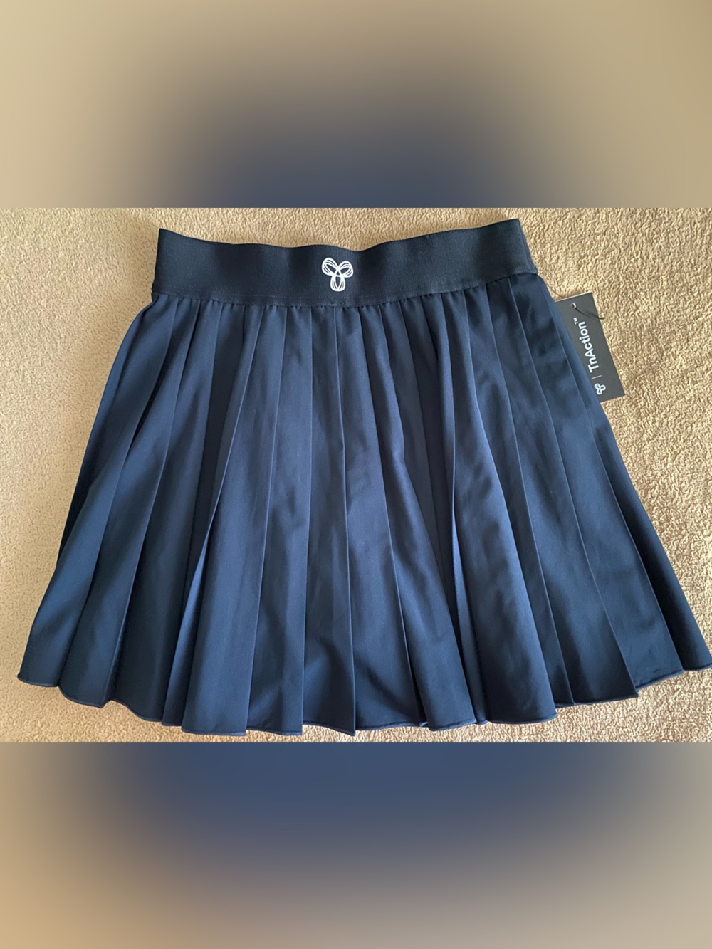 Aritzia navy pleated A-line tennis skort skirt with built in short w/pocket
